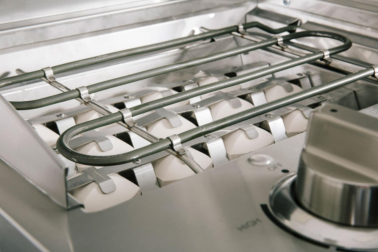 Coyote Electric Grill With Pedestal Stand - Kitchen King Direct